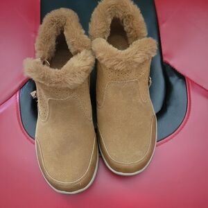 Skechers Tan Fur-Lined Comfort Shoes